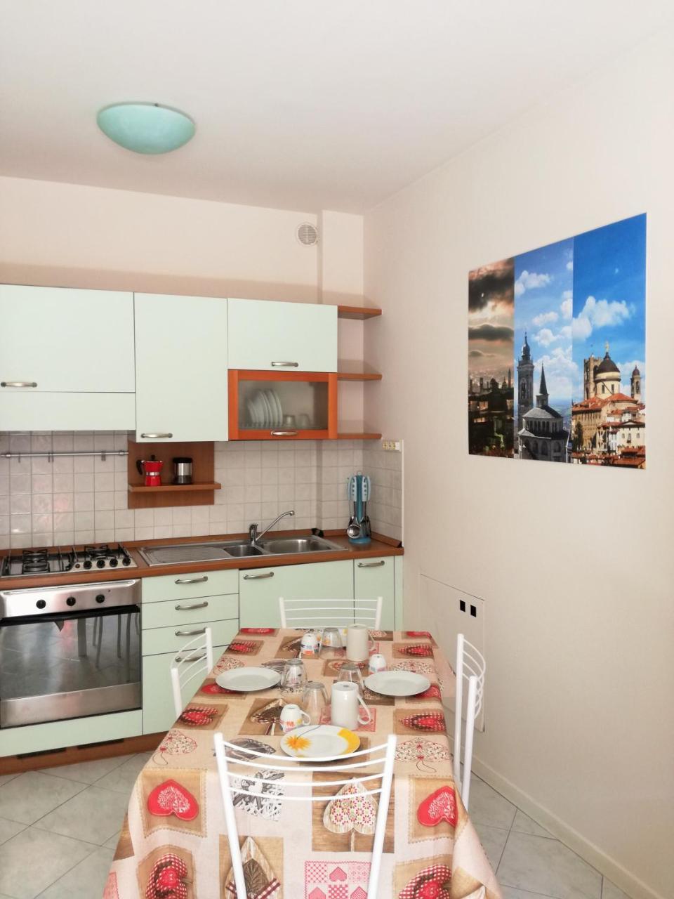 Bergamo City Apartments Екстер'єр фото